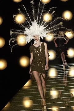 Look 15